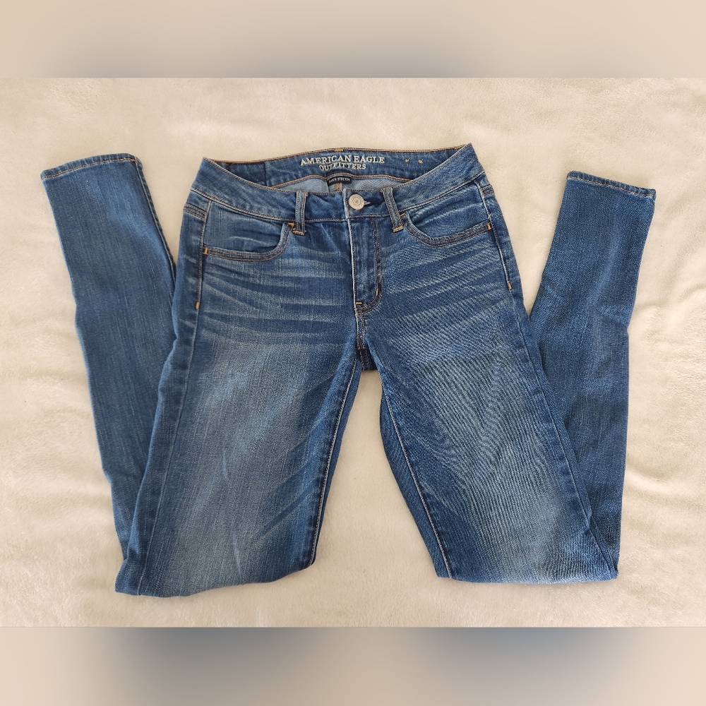 American Eagle Outfitters Women's Blue Jeans